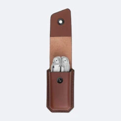 Étui Cuir Tanné Végétal Taille Moyenne - AINSWORTH Pour Pince LEATHERMAN 10 Étui Cuir Tanné Végétal Taille Moyenne - AINSWORTH Pour Pince LEATHERMAN -Camping Produits Boutique etui cuir tanne vegetal taille moyenne ainsworth pour pince leatherman 2