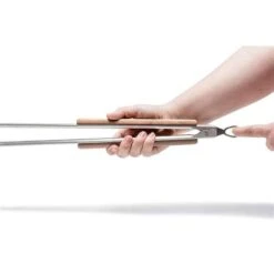 Petromax Grill Tong Small Charbon -Camping Produits Boutique petromax grill tong small charbon 4