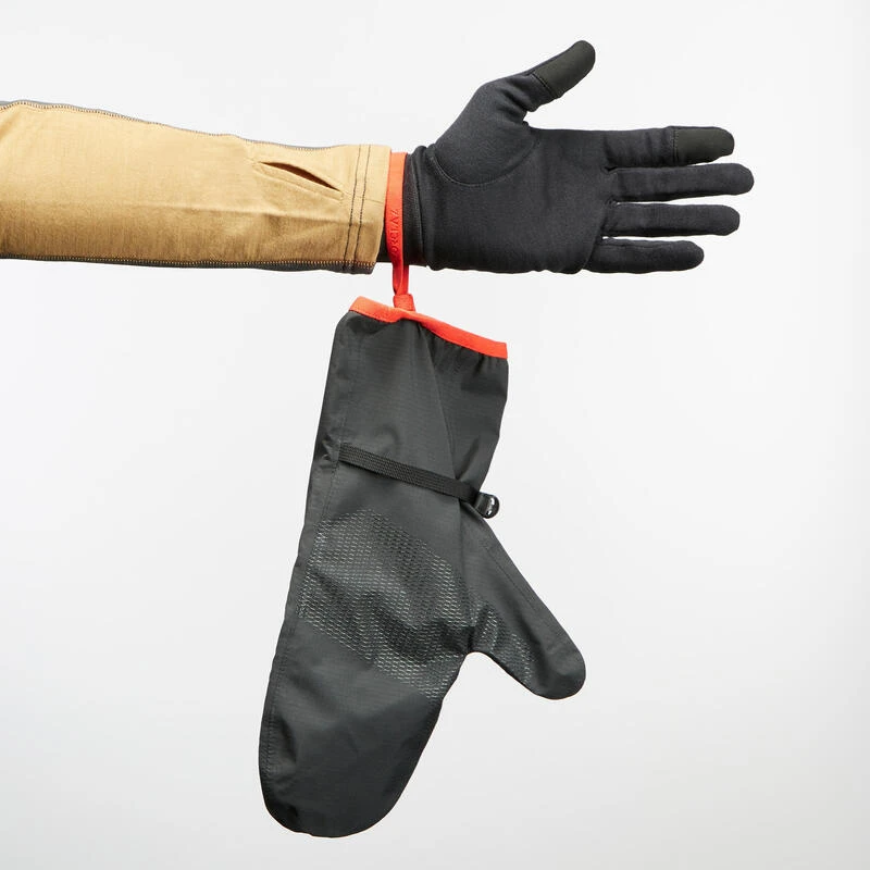 Sur-gants De Trekking Montagne - MT500 Imperméables Noir - Adulte 5 Sur-gants De Trekking Montagne - MT500 Imperméables Noir - Adulte – Image 3