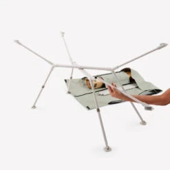 Quechua TABLE DE CAMPING COMPACTE 4/6 PERSONNES - PLATEAU BOIS - POCHE DE RANGEMENT -Camping Produits Boutique table de camping compacte 46 personnes plateau bois poche de rangement 5